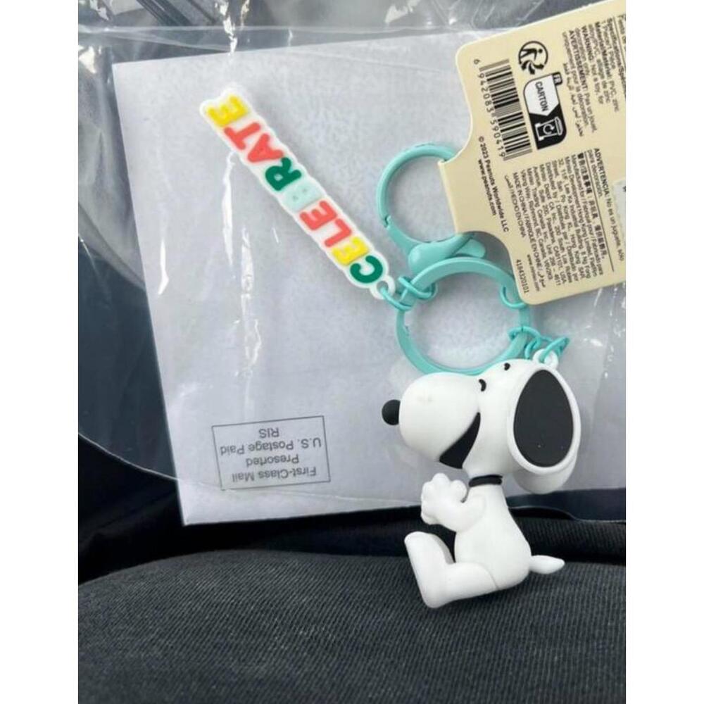 snoopy keychain